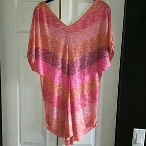 two-one-two new york Tops - 212 NewYork Women VNeck and Hem Top Size XL two-one-two new york Tops - 212 NewYork Women VNeck and Hem Top Size XL